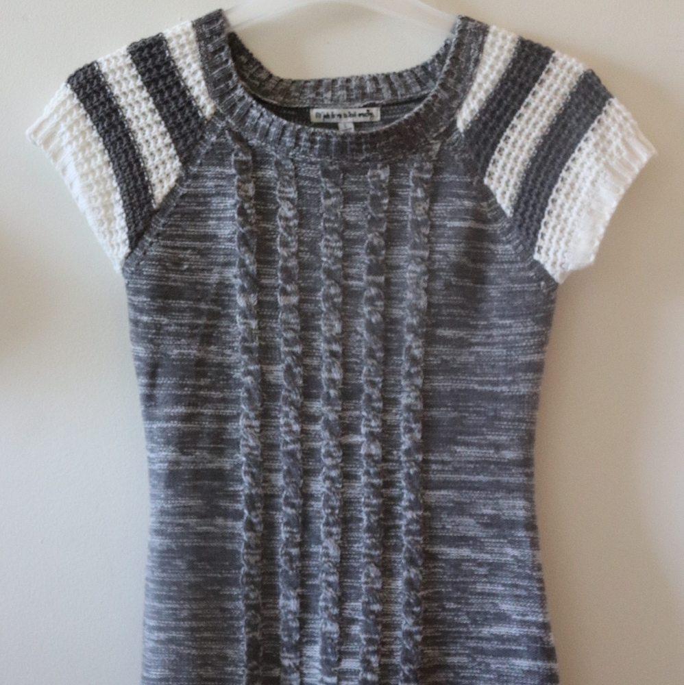 This is a cute dress